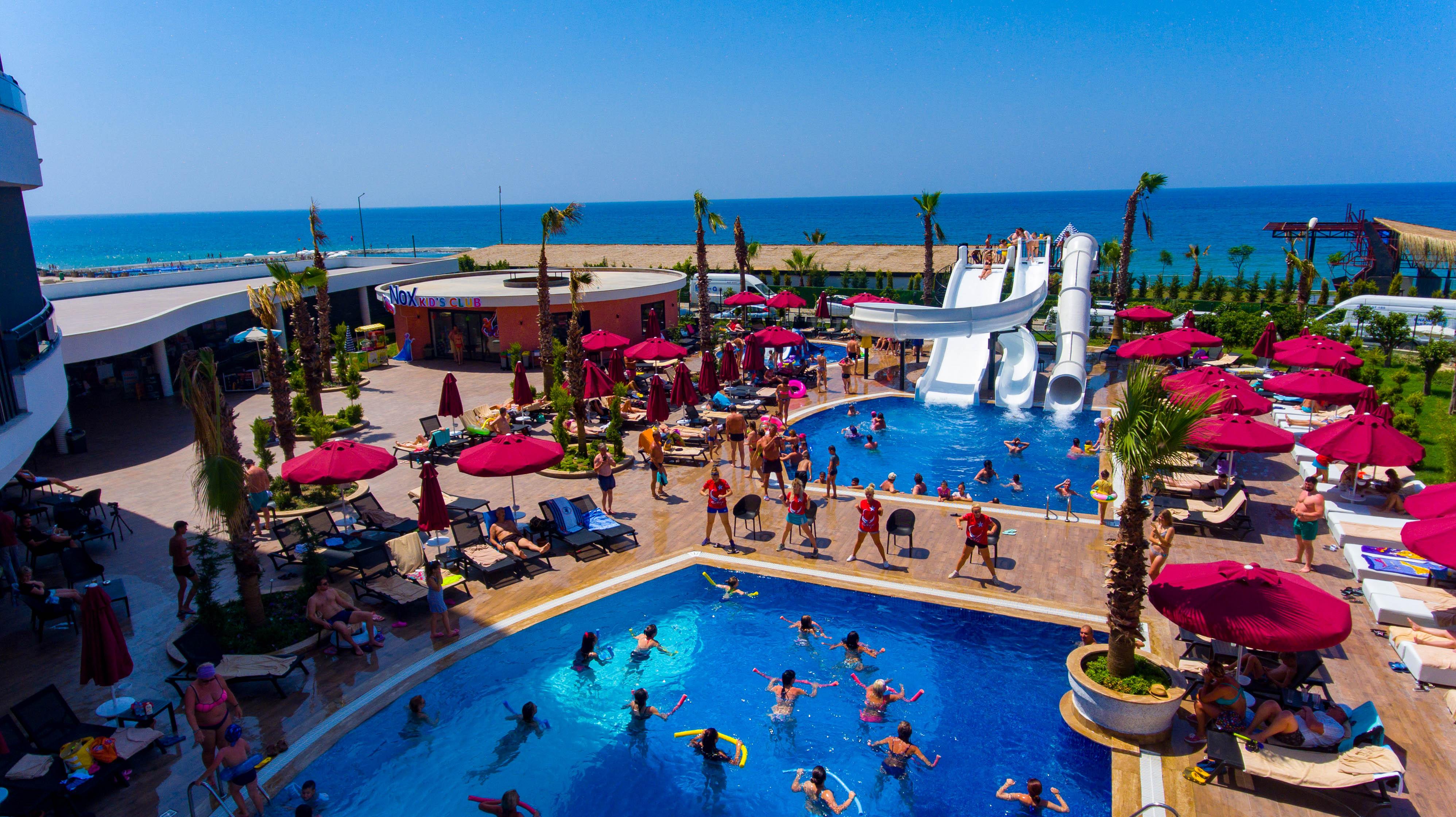 Noxinn Deluxe Hotel Konakli Bagian luar foto