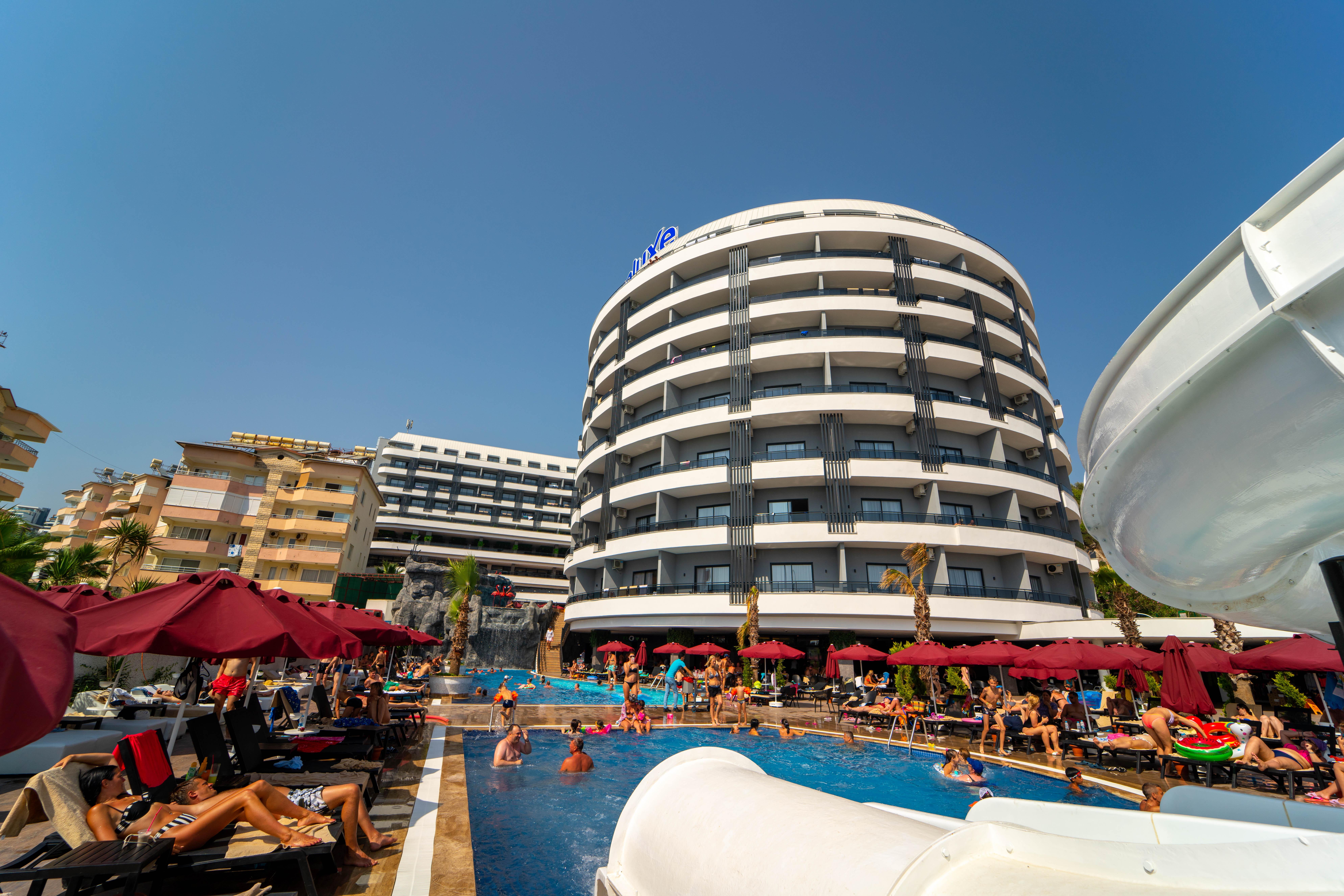 Noxinn Deluxe Hotel Konakli Bagian luar foto