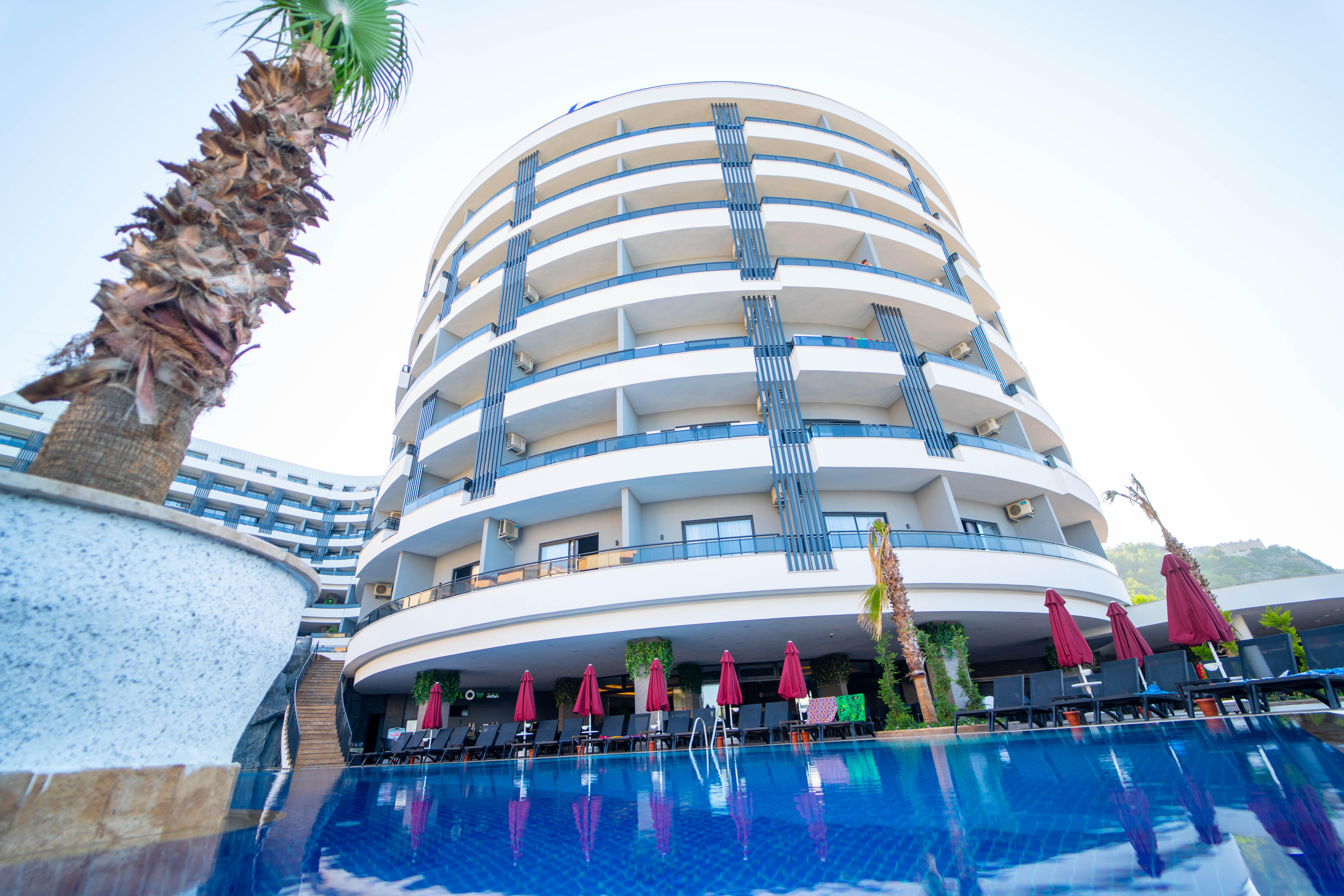 Noxinn Deluxe Hotel Konakli Bagian luar foto