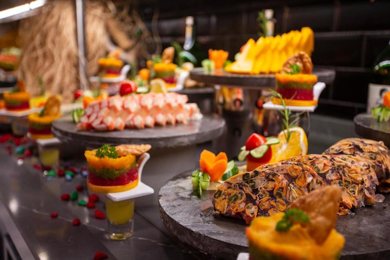 Noxinn Deluxe Hotel Konakli Bagian luar foto
