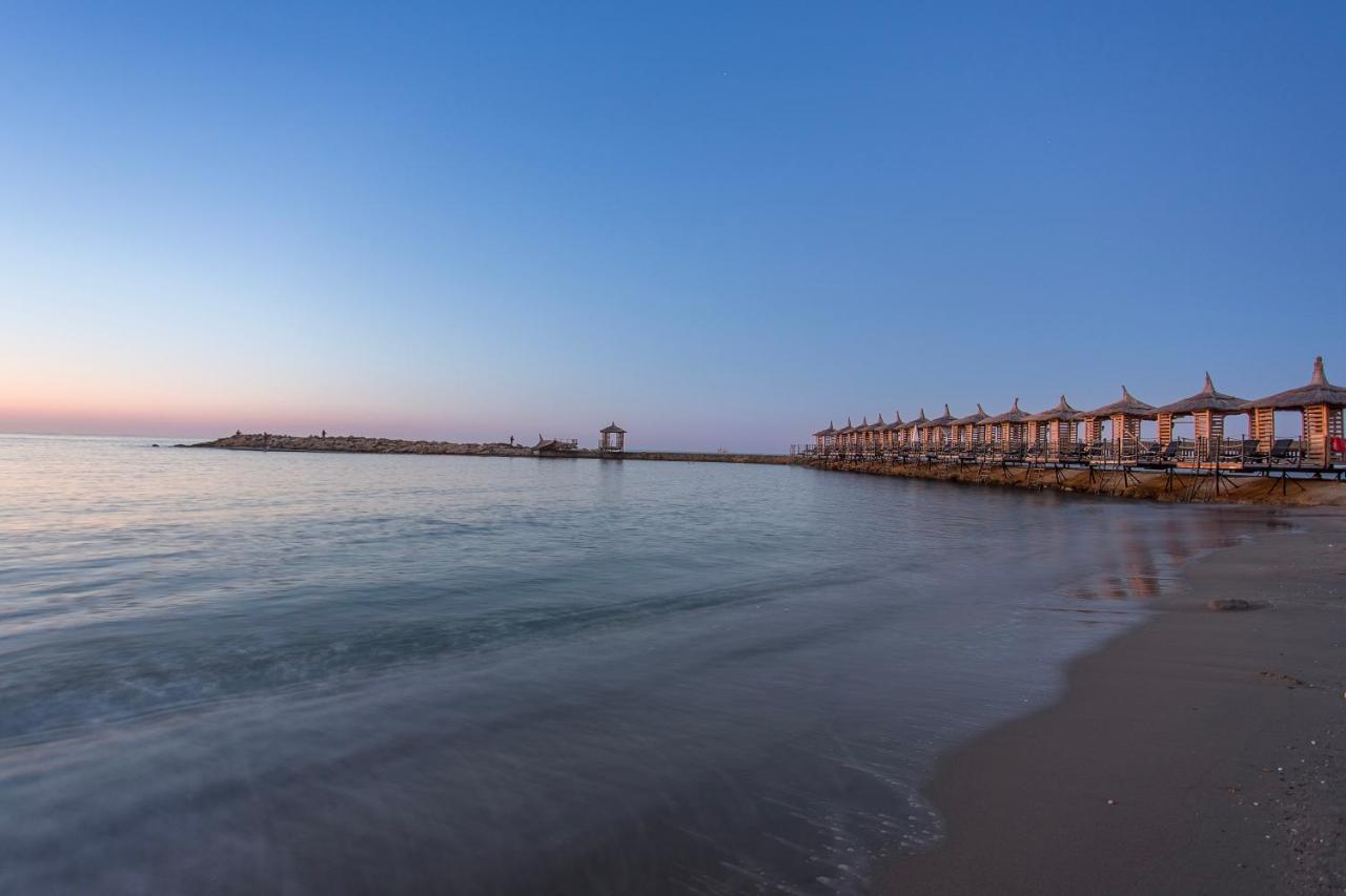 Noxinn Deluxe Hotel Konakli Bagian luar foto