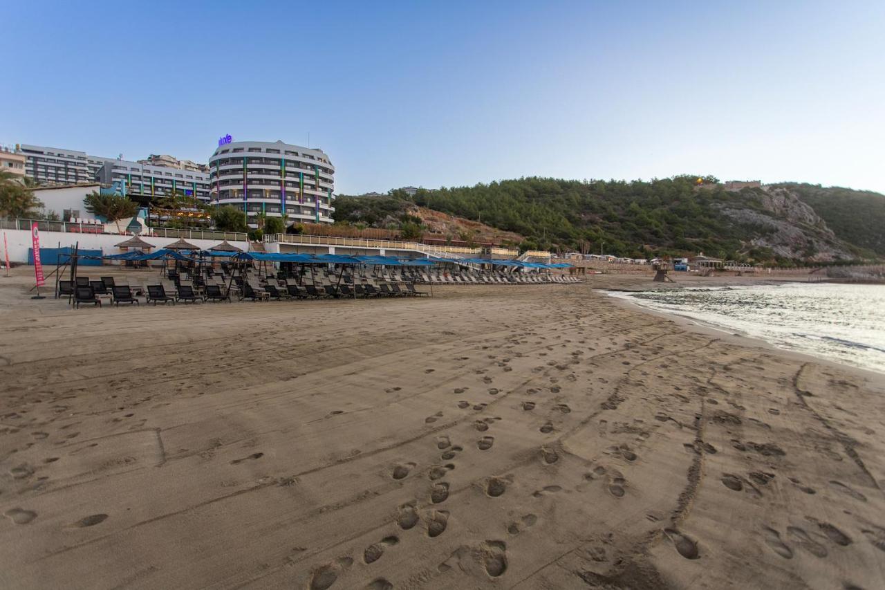 Noxinn Deluxe Hotel Konakli Bagian luar foto
